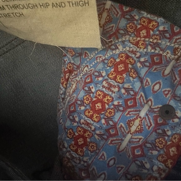 NWT Johnny Was Embroidered Skinny Jeans Vintage Wash Boho Size 25 - Picture 13 of 15